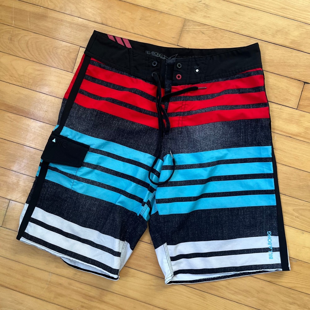 Billabong Platinum X Stretch Board Shorts Mens 30 Striped Red Blue M113NREV